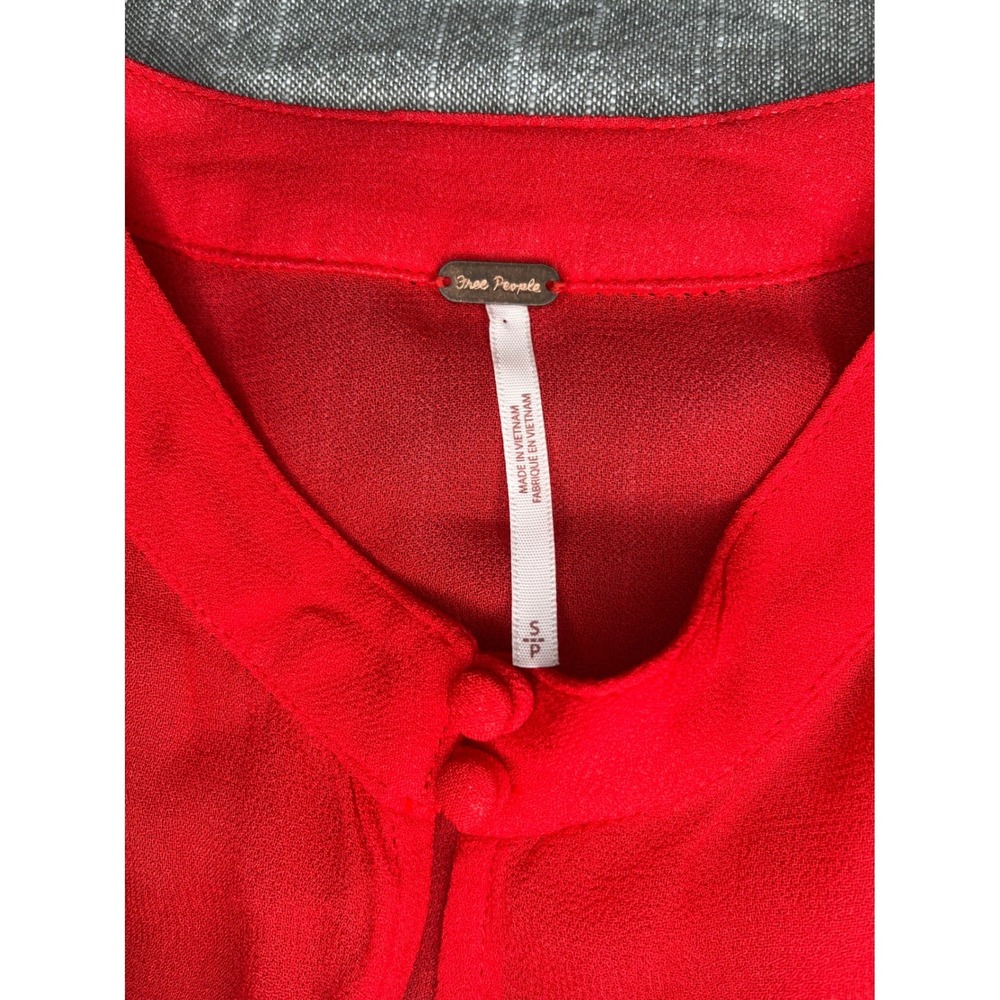 Free People Red Sleeveless‎ Crochet Lace Crop Top High Neck Button Front Small - Picture 5 of 9